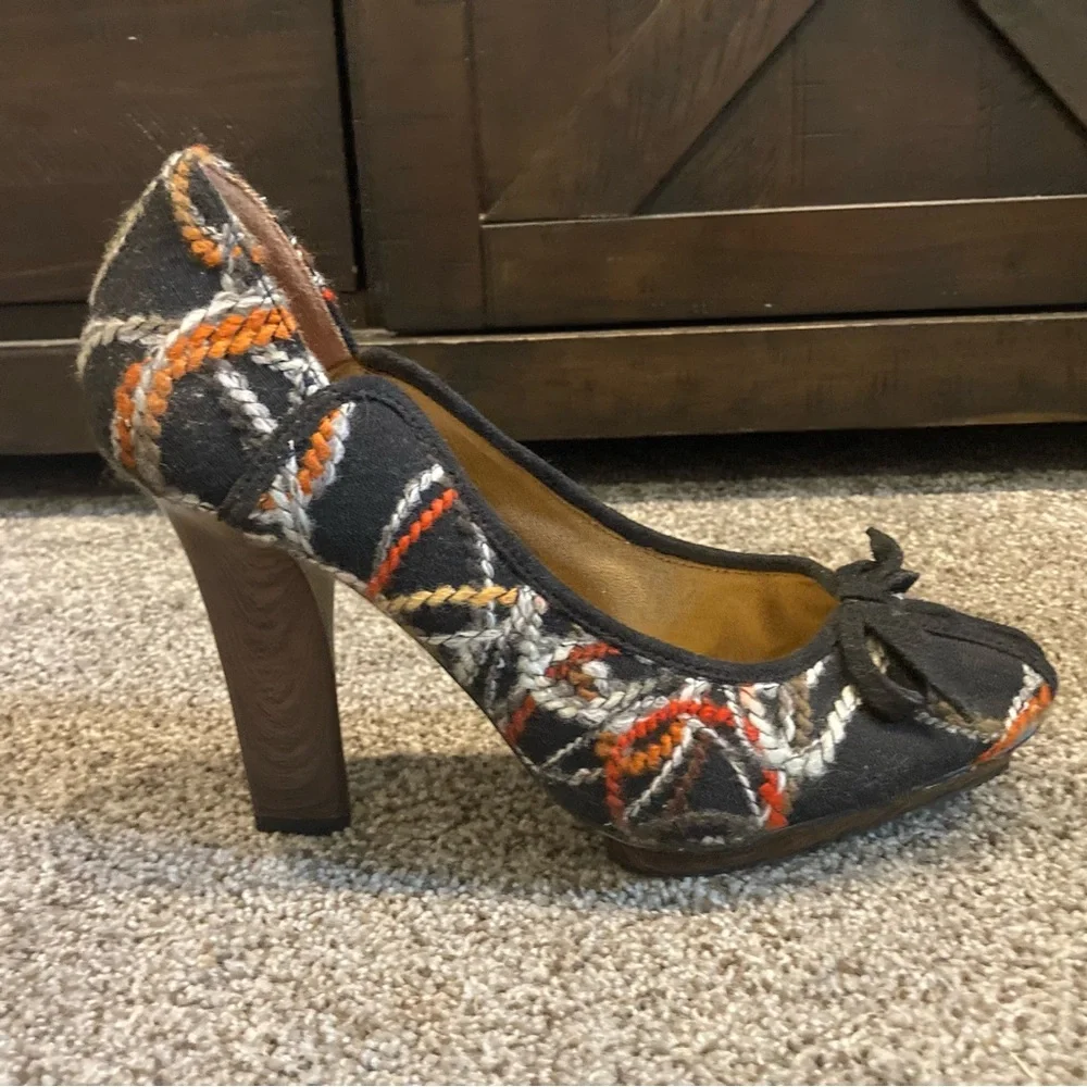 Isabel Toledo Multi-Knitted Shoes; Woven Yarn with Wood Heel - Size 9